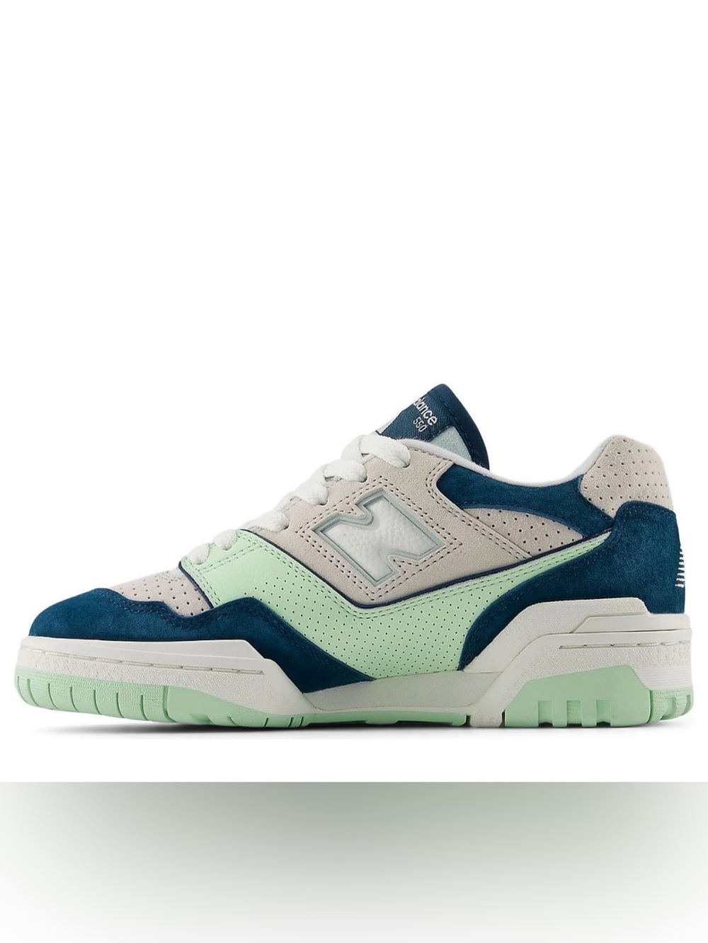 New Balance 550 Retro Trainer in Mint, Navy & Beige